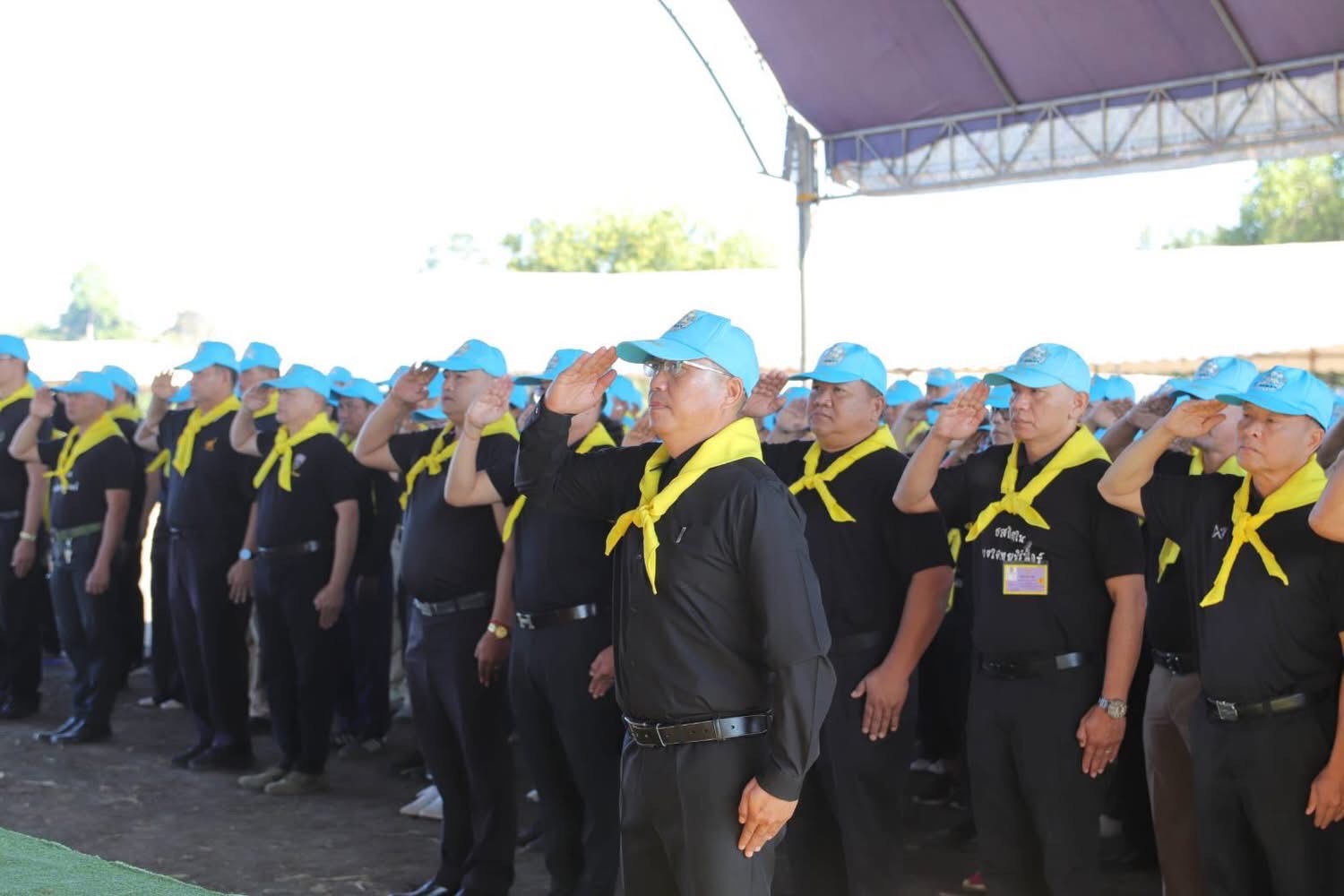 🔊พช.บึงกาฬ : ร่วมกิจกรรมจิตอาสาเนื่องในวันคล้ายวันพระบรมราชสมภพพระบาทสมเด็จพระบรมชนกาธิเบศรมหาภูมิพลอดุลยเดชมหาราช บรมนาถบพิตร วันชาติ วันพ่อแห่งชาติ และวันดินโลก